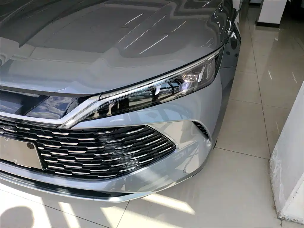 BYD Qin L — фото 24