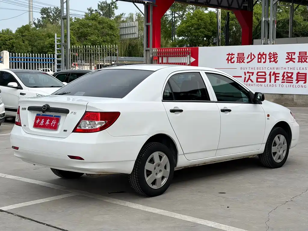 BYD F3 — фото 17