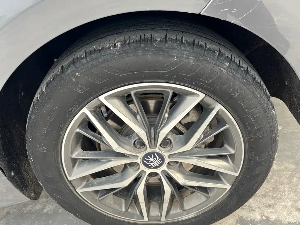 BYD Qin PLUS — фото 11
