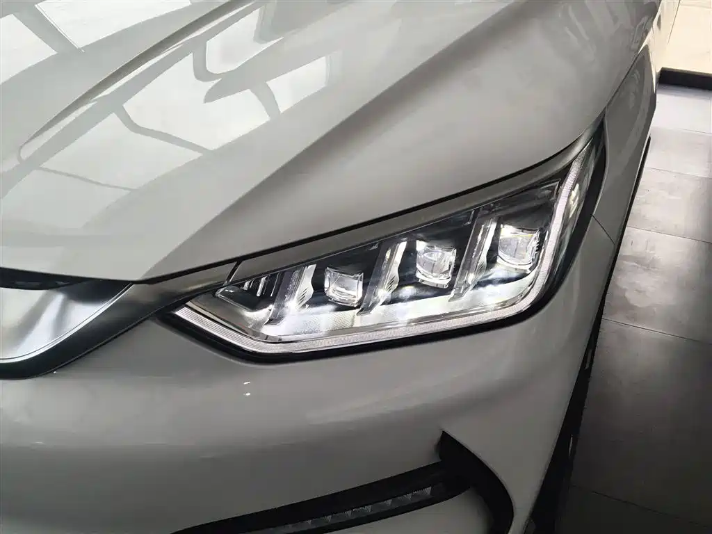 BYD PLUS New Energy — фото 24