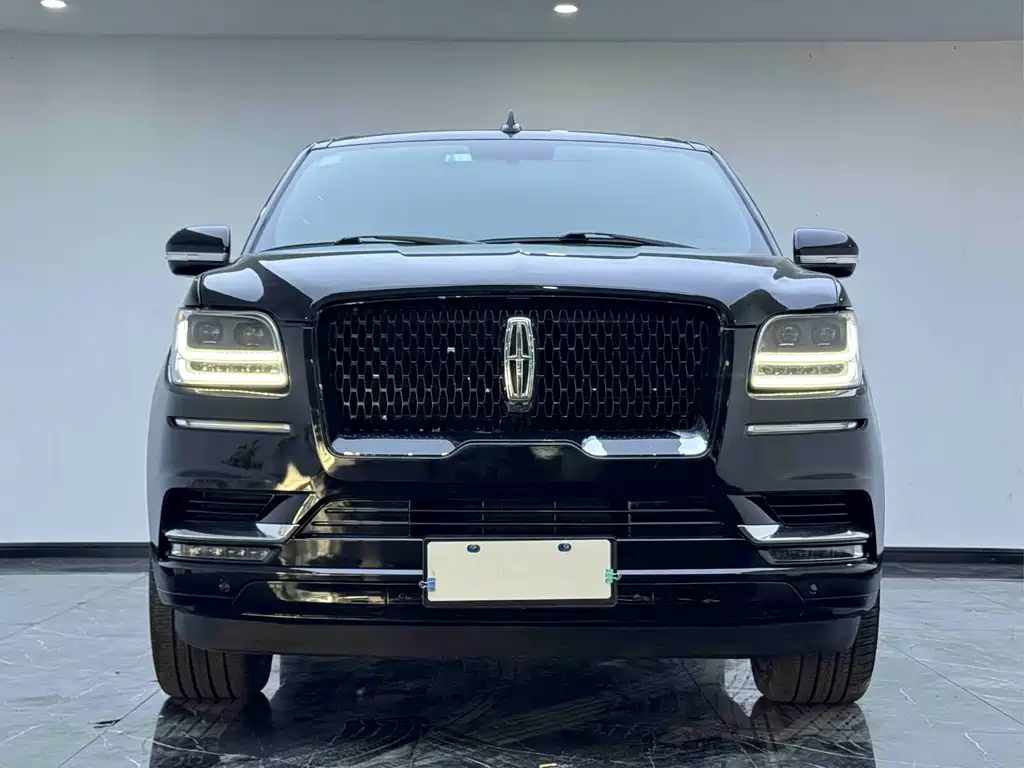 Lincoln Navigator — фото 2