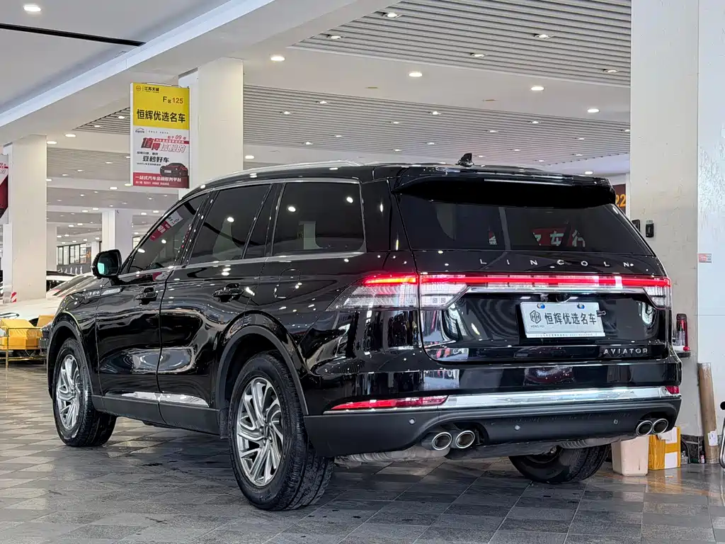 Lincoln Aviator — фото 4
