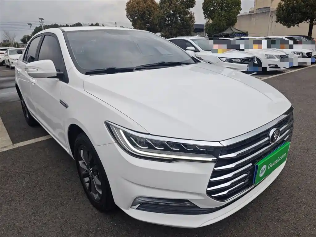 BYD Qin — фото 4