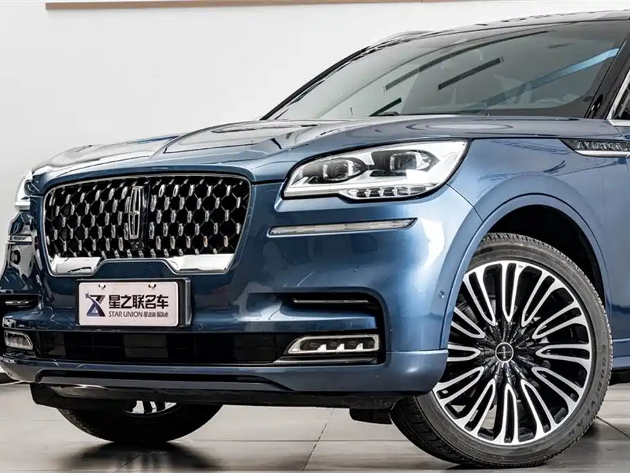 Lincoln Aviator — фото 2