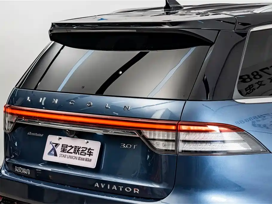 Lincoln Aviator — фото 9