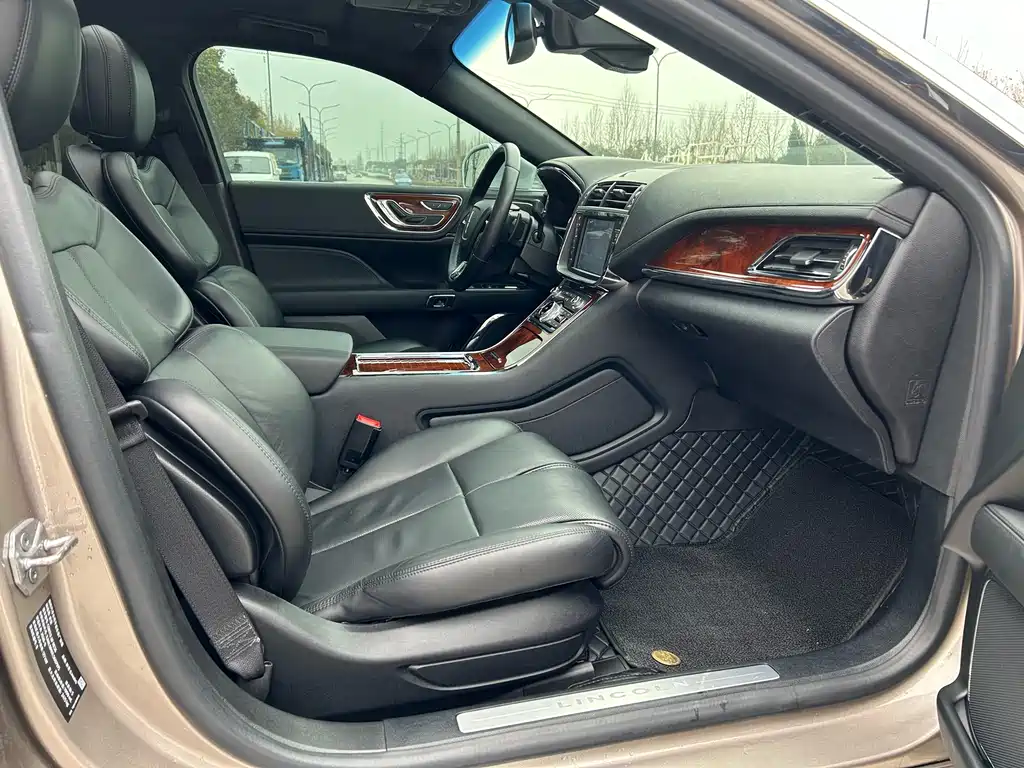 Lincoln Continental — фото 10