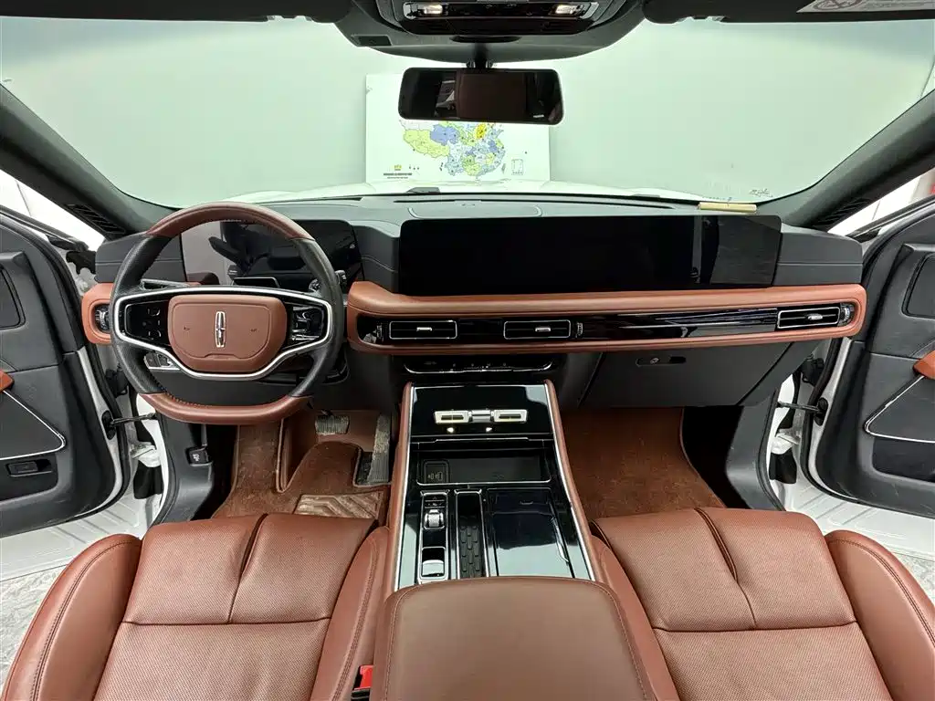 Lincoln Aviator — фото 9