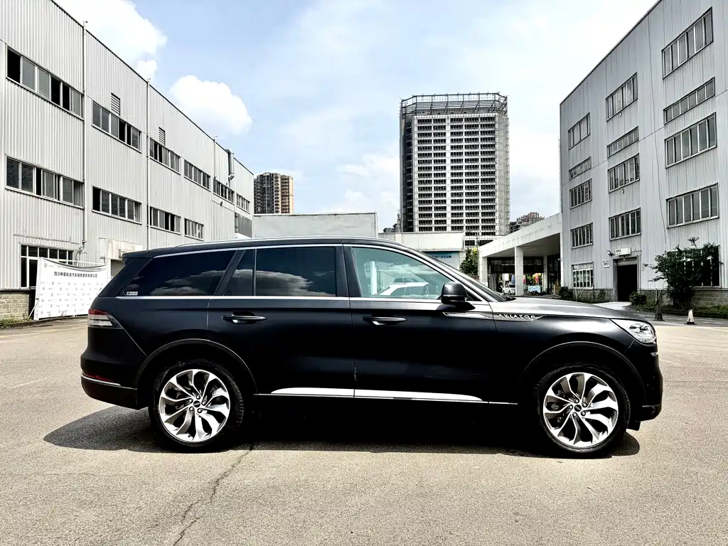 Lincoln Aviator — фото 4