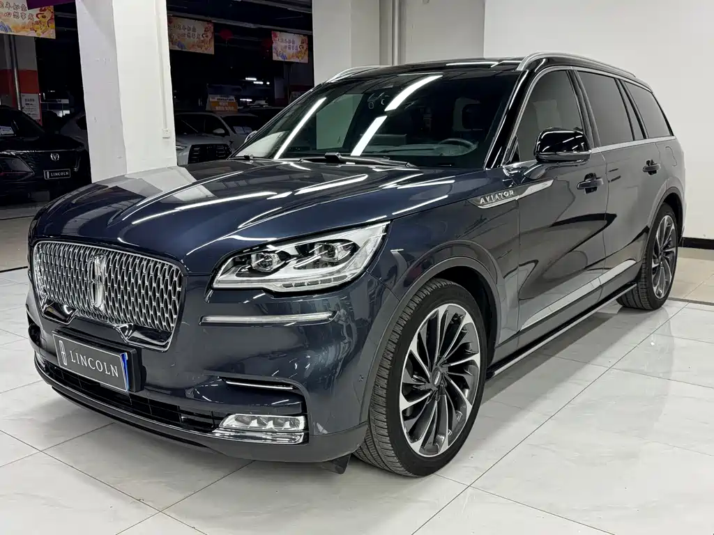 Lincoln Aviator