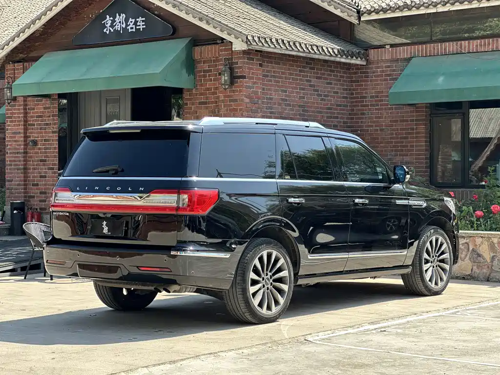 Lincoln Navigator — фото 4