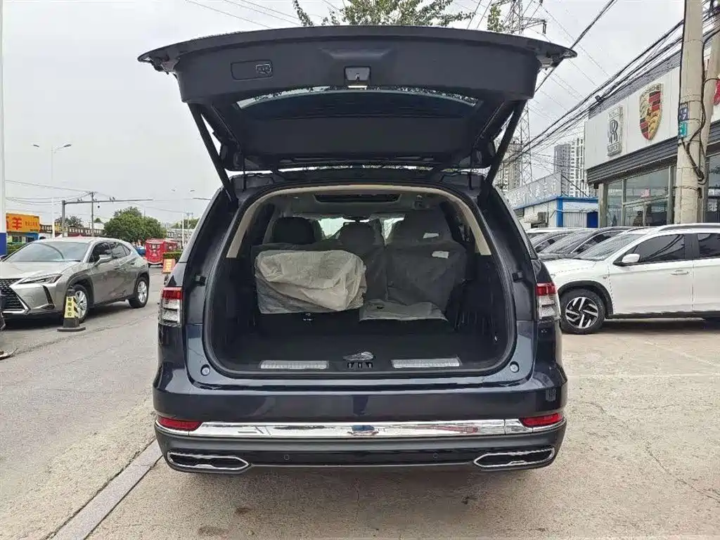 Lincoln Aviator — фото 15