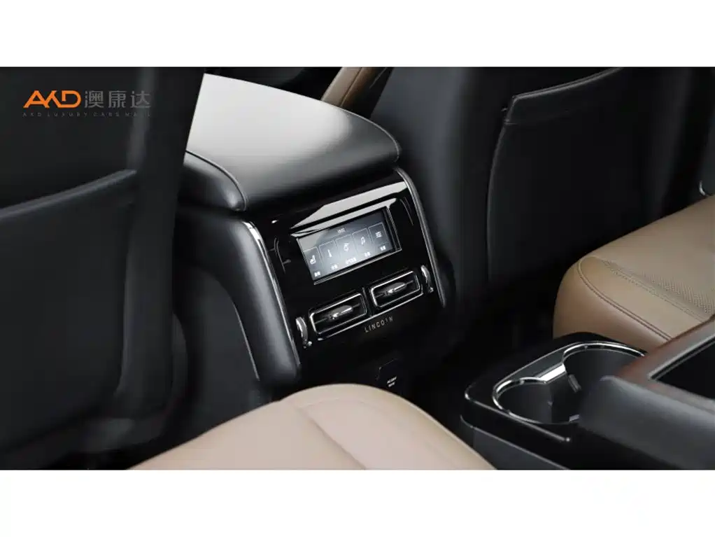 Lincoln Aviator — фото 10