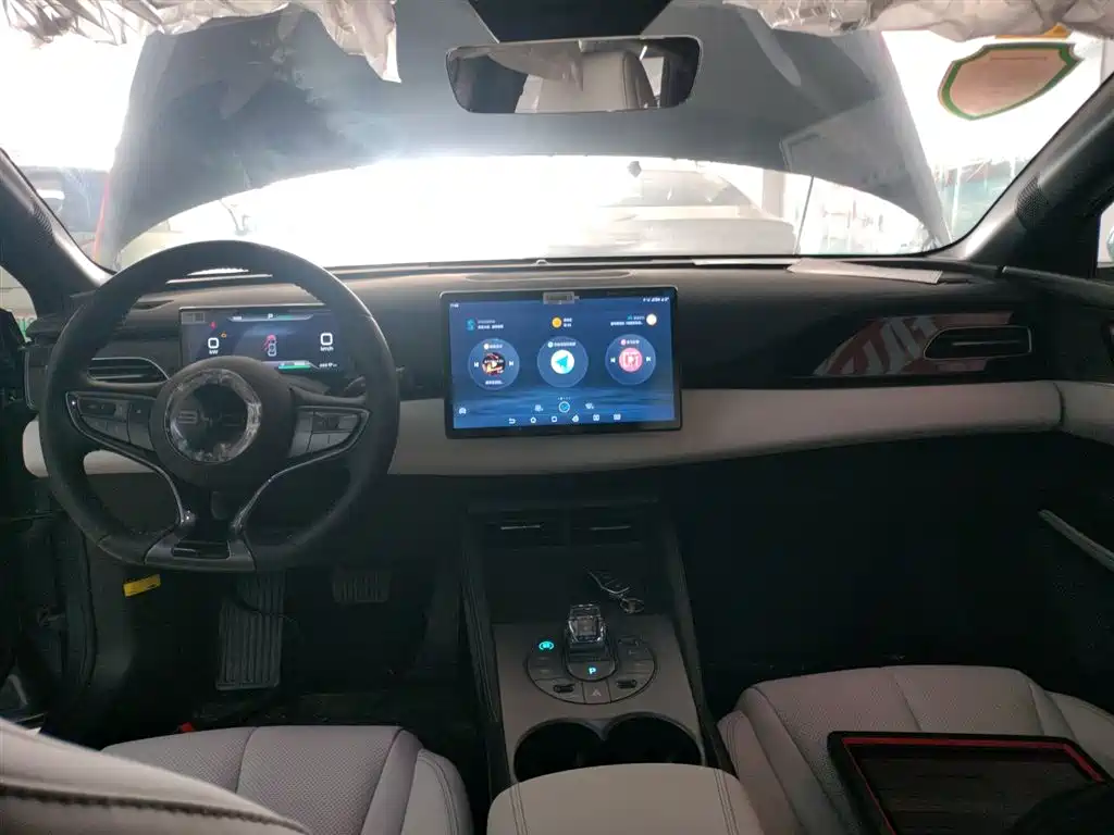 BYD Seal 06 — фото 10