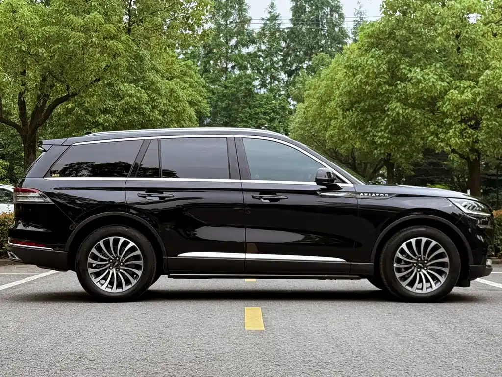Lincoln Aviator — фото 4