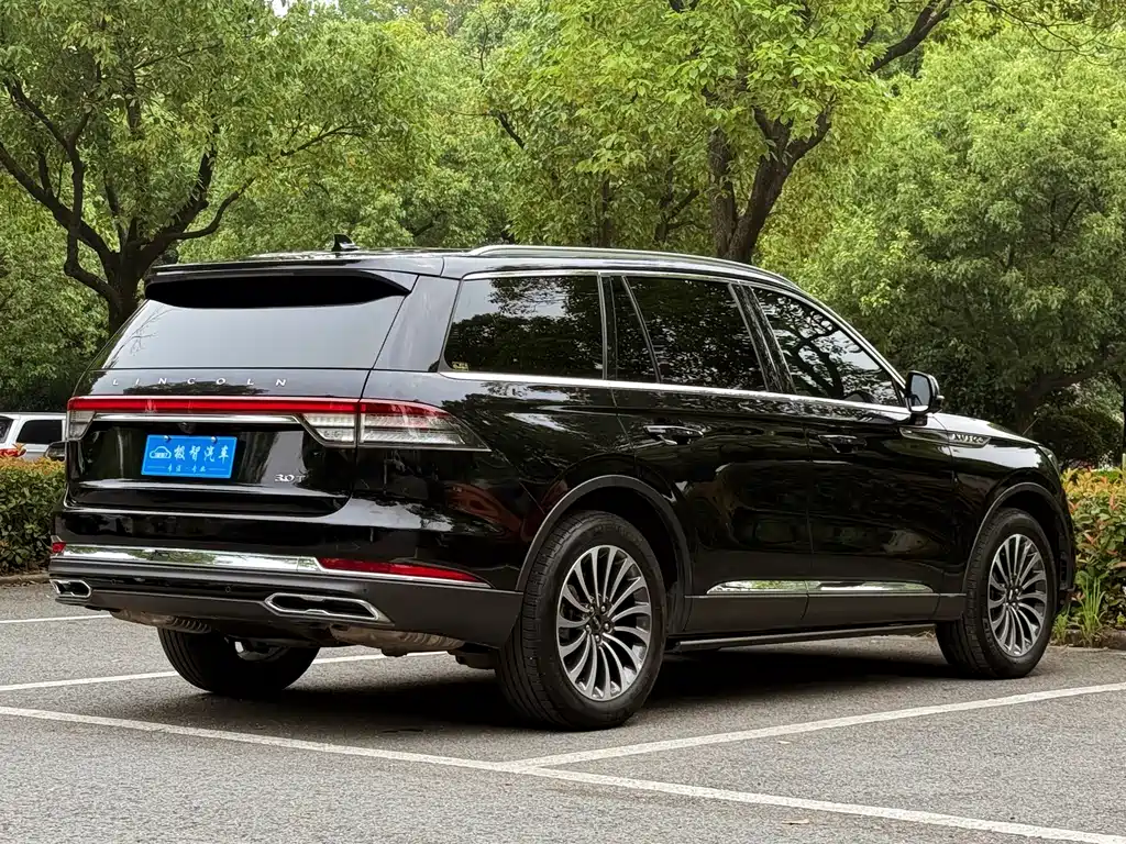 Lincoln Aviator — фото 5