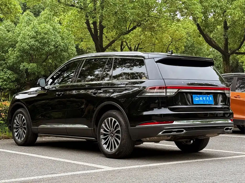 Lincoln Aviator — фото 7