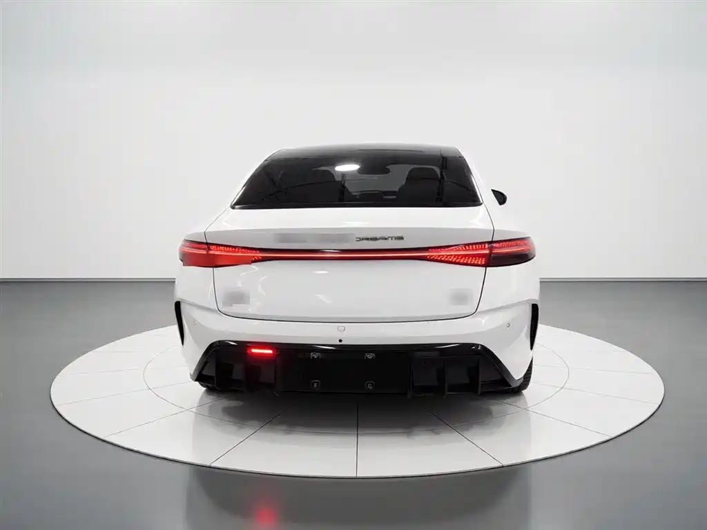 BYD Seal — фото 6