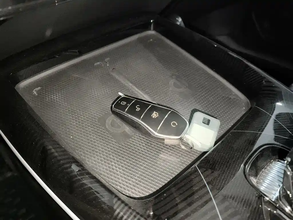 BYD Seal — фото 9