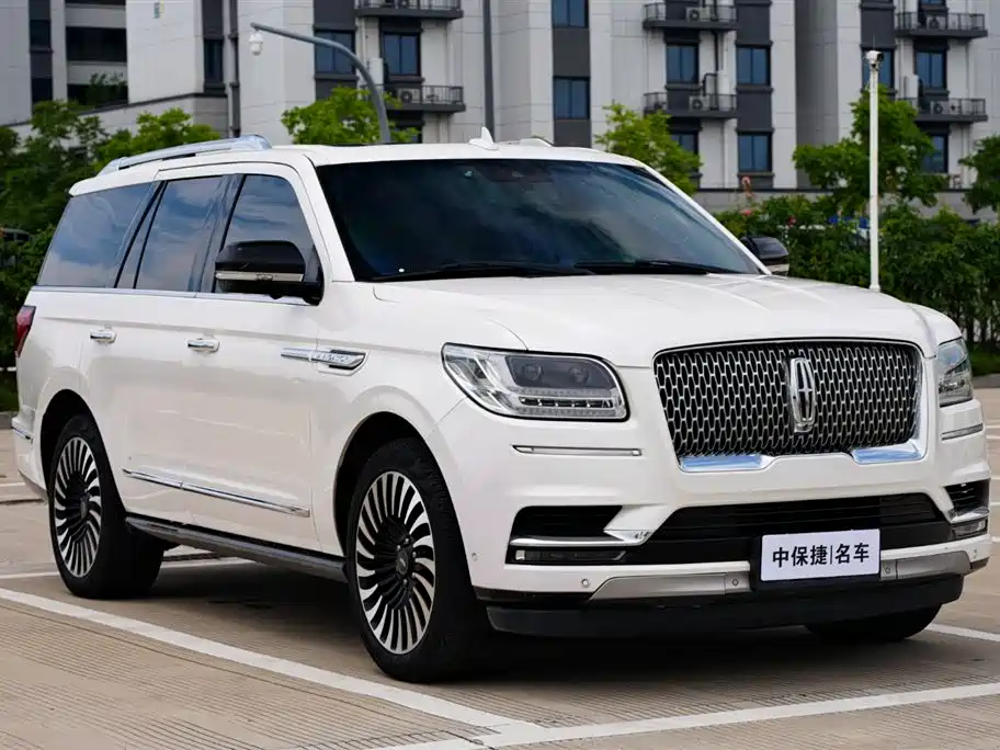 Lincoln Navigator — фото 2