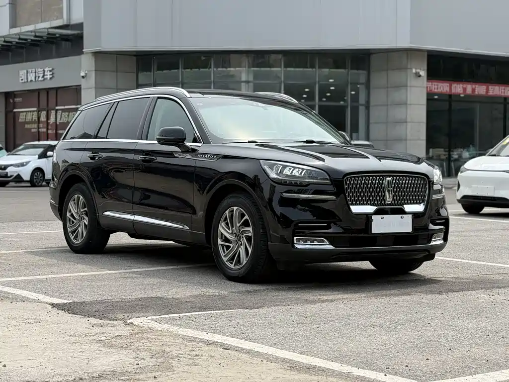 Lincoln Aviator — фото 3