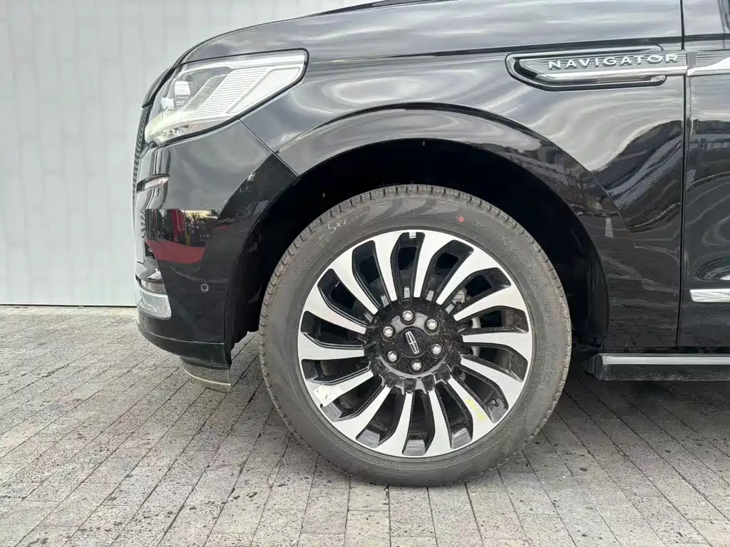 Lincoln Navigator — фото 4