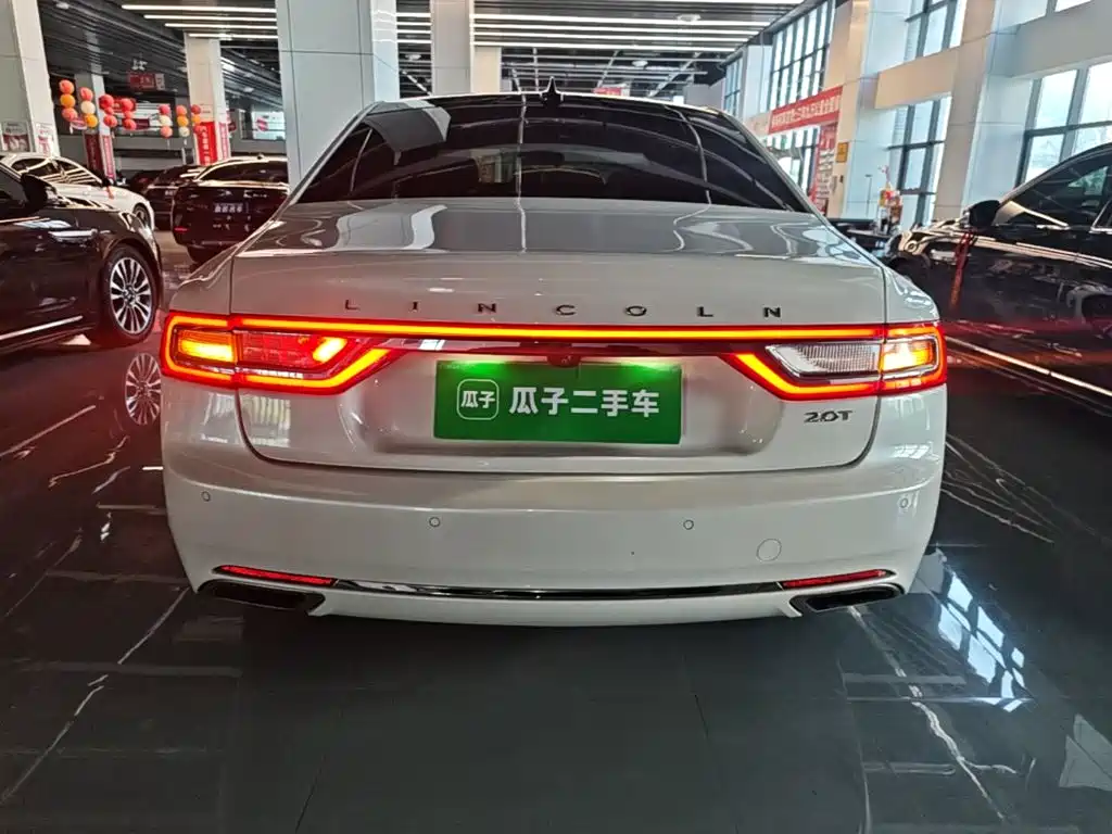 Lincoln Continental — фото 4