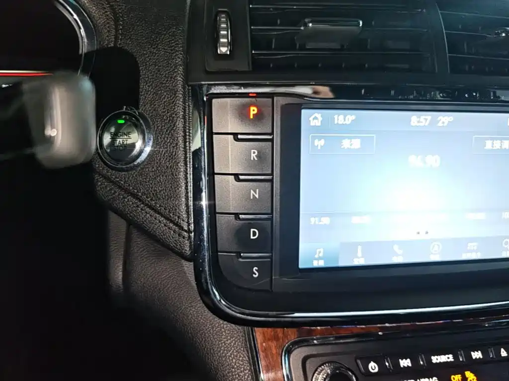 Lincoln Continental — фото 10