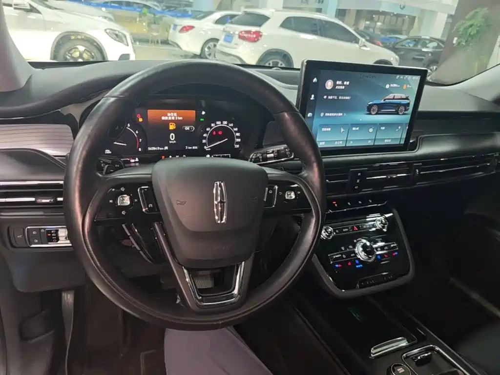 Lincoln Corsair — фото 10