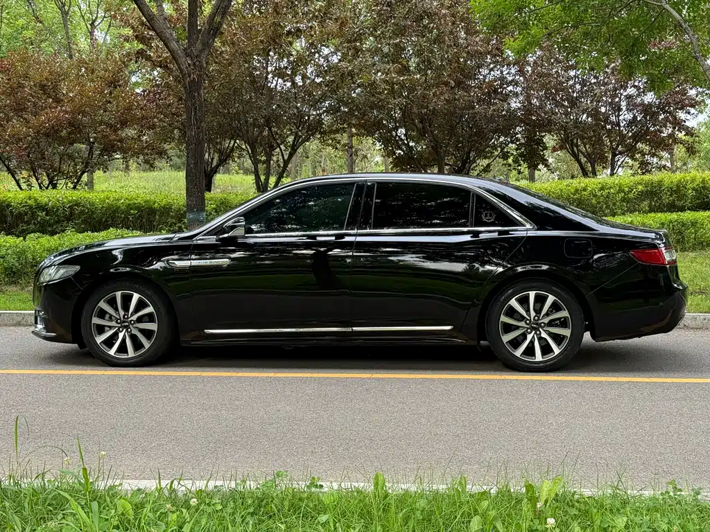 Lincoln Continental — фото 3