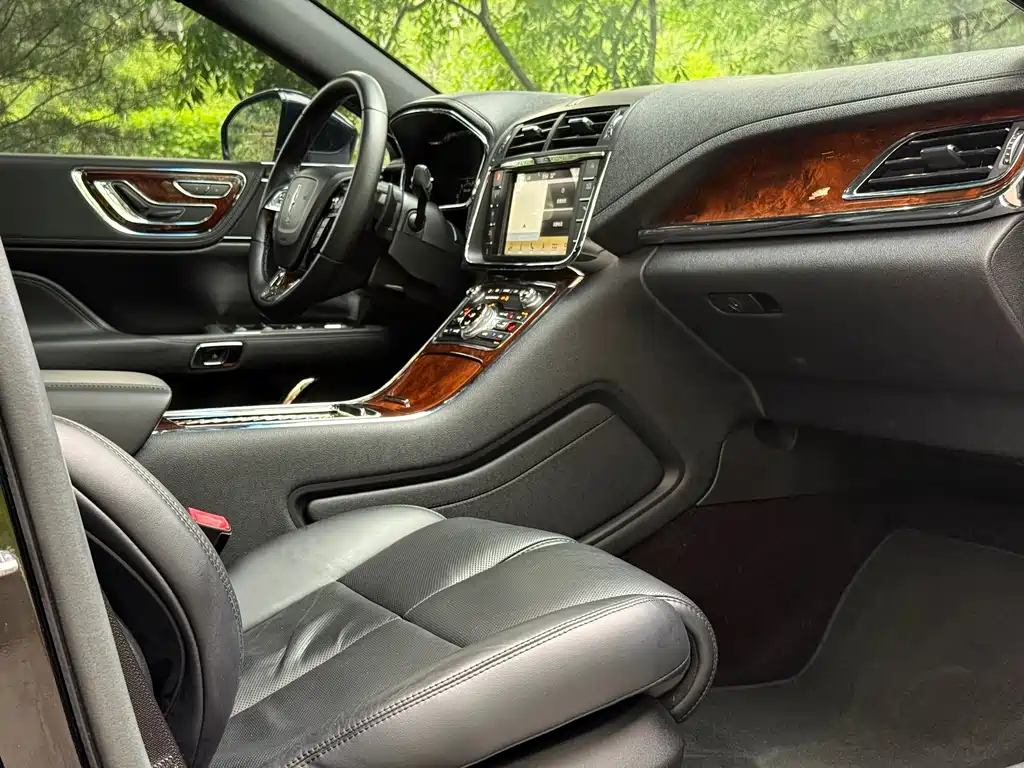 Lincoln Continental — фото 30