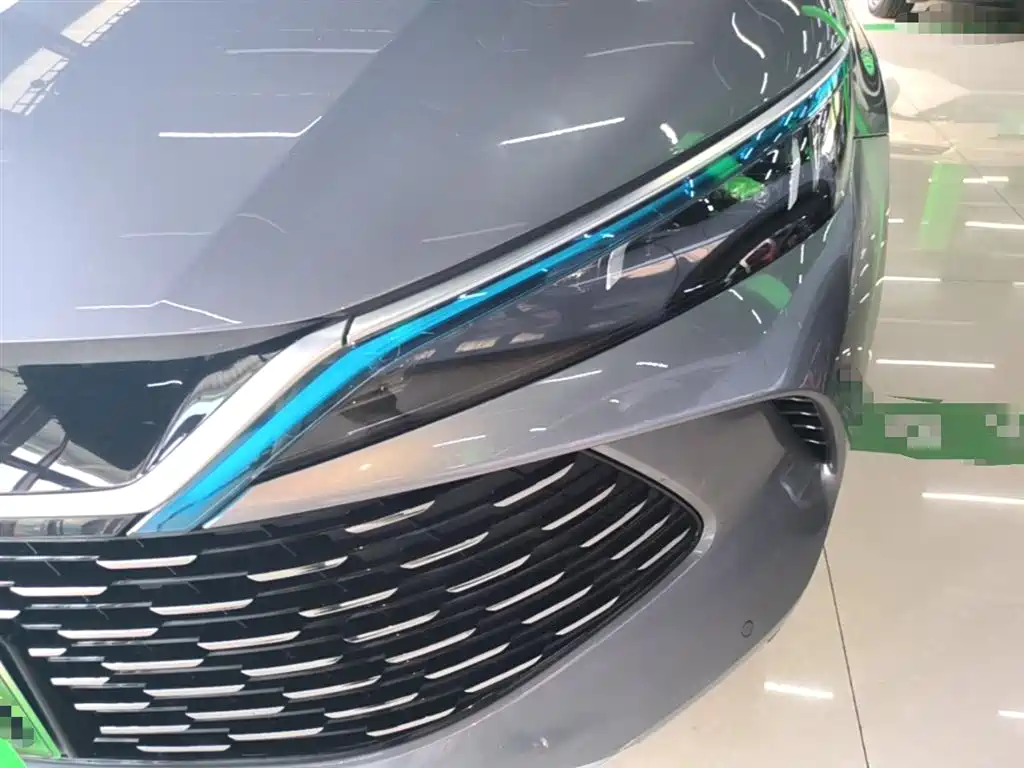 BYD Qin L — фото 24