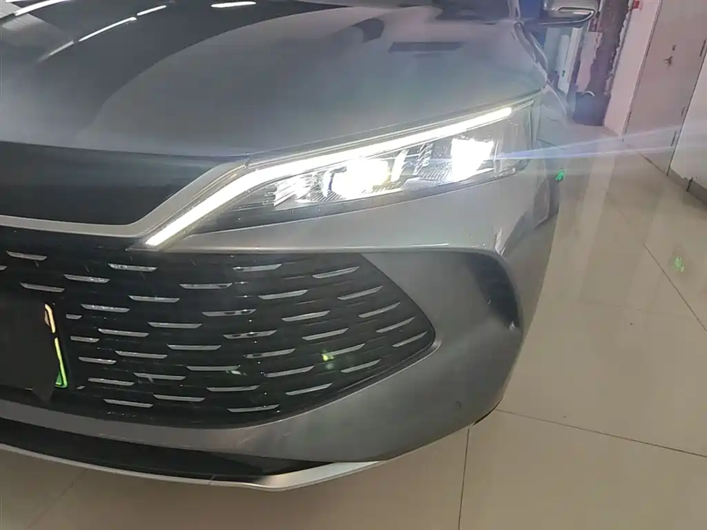 BYD Qin L — фото 24