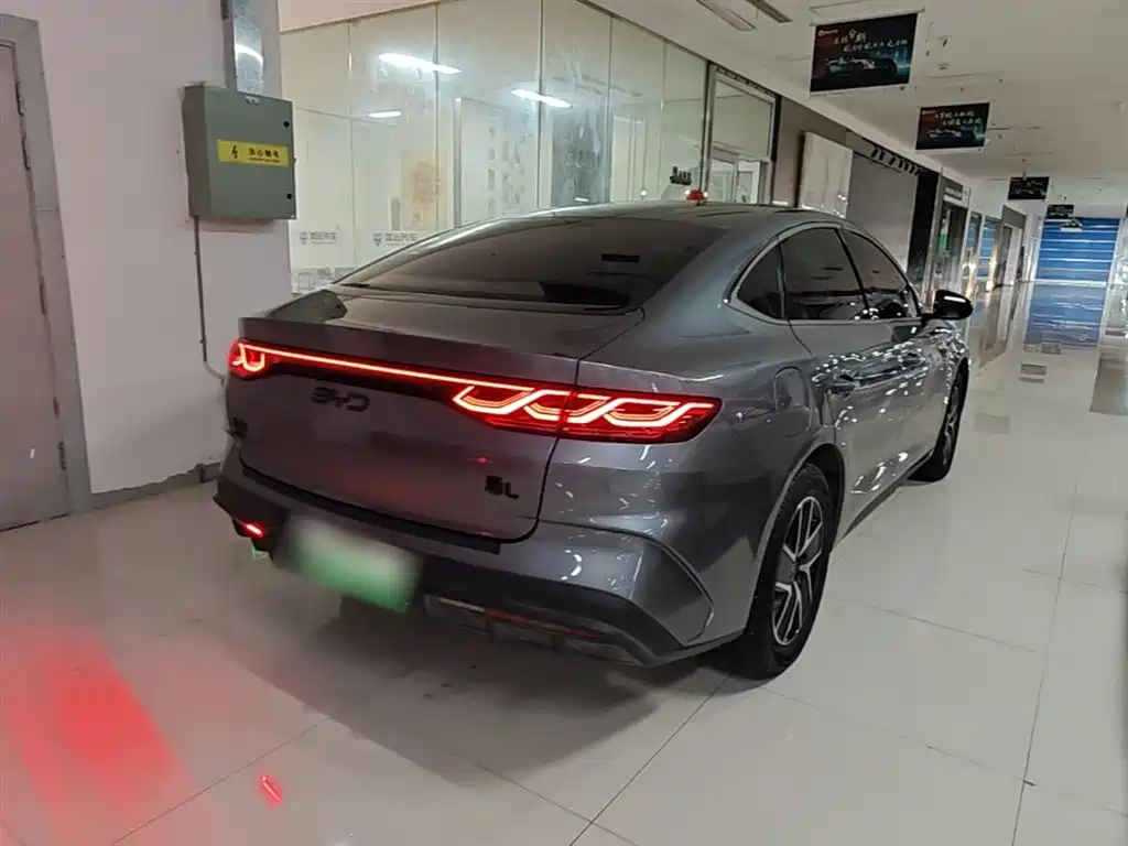 BYD Qin L — фото 7