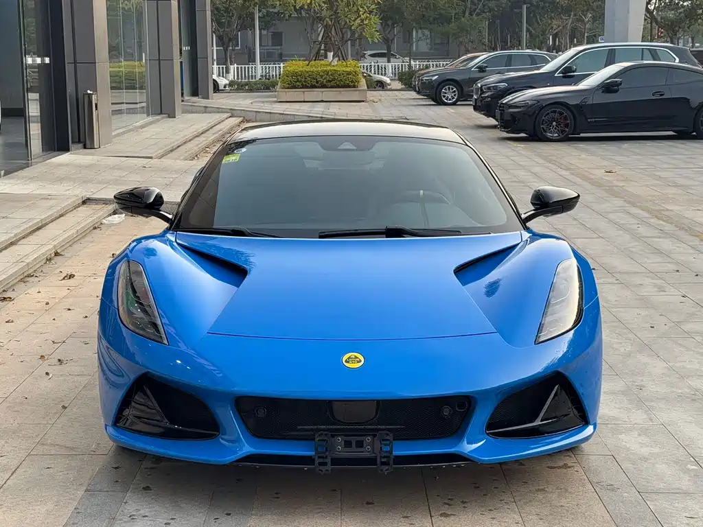 Lotus Emira — фото 2