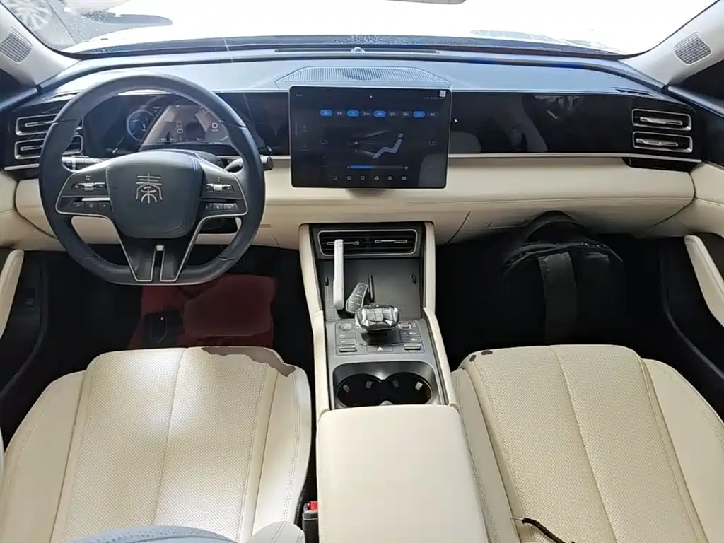 BYD Qin L — фото 10
