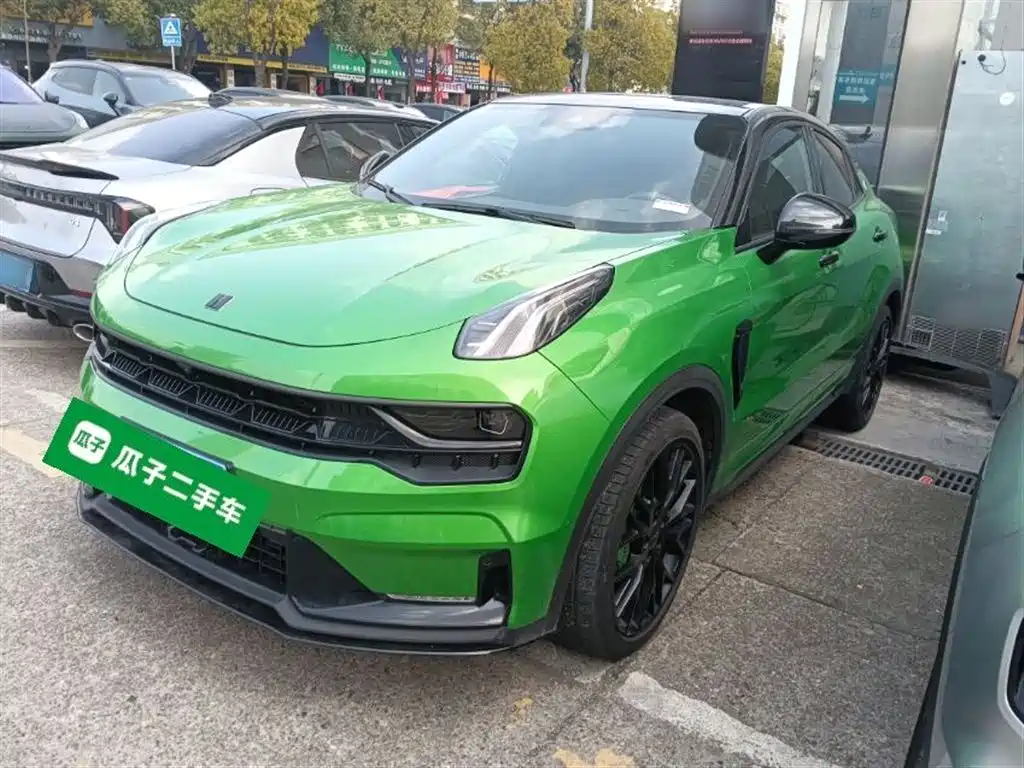 Lynk & Co 05