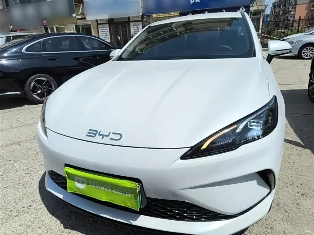 BYD Seal 05 DM-i — фото 3