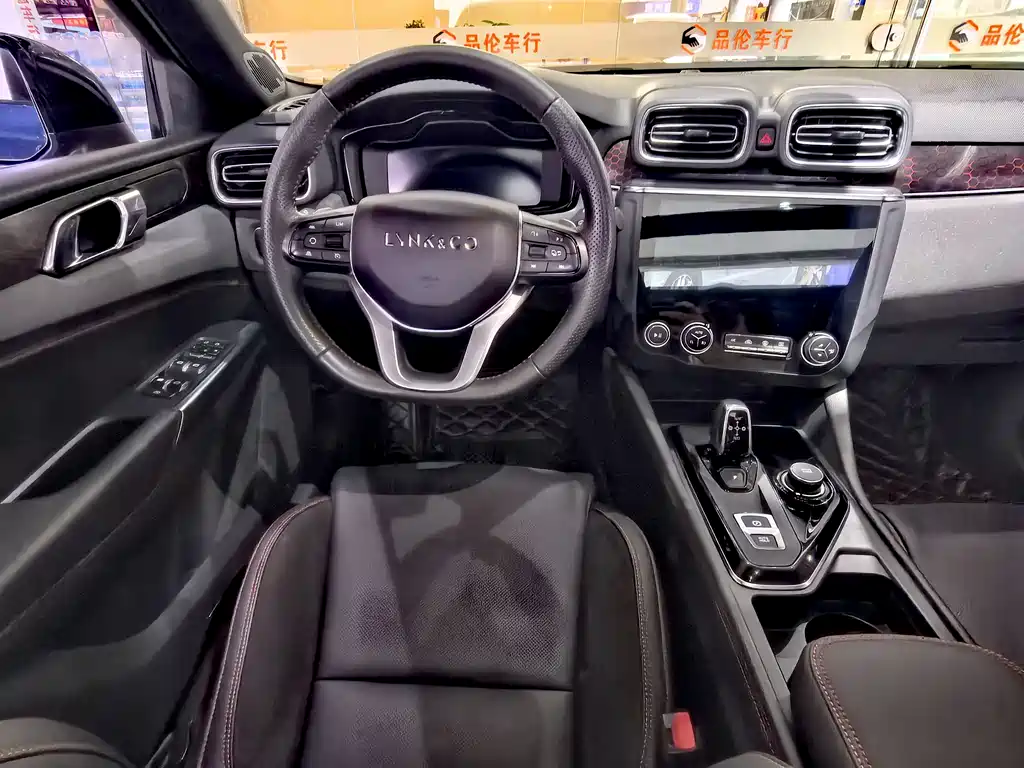 Lynk & Co 03 — фото 7