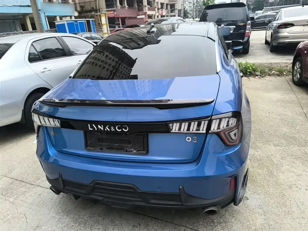 Lynk & Co 03 — фото 6
