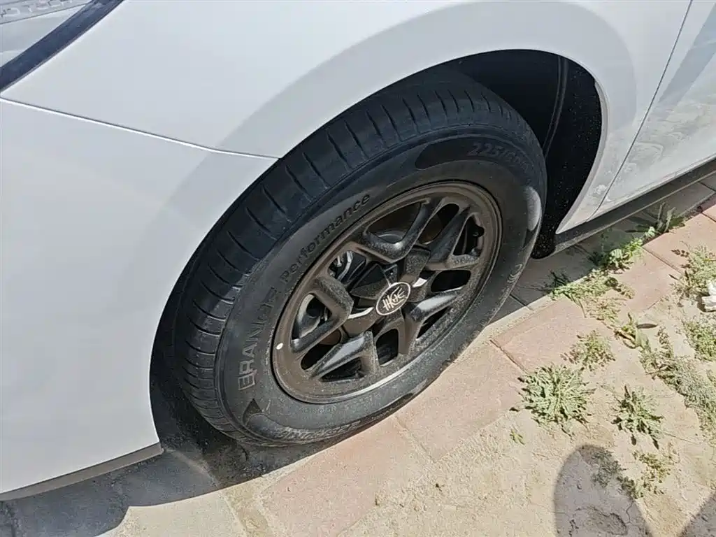 BYD Qin PLUS — фото 23