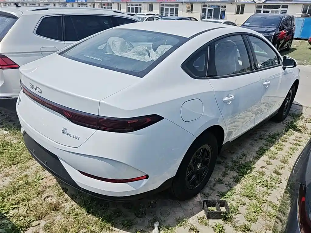 BYD Qin PLUS — фото 7