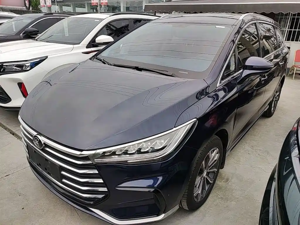 BYD MAX — фото 2
