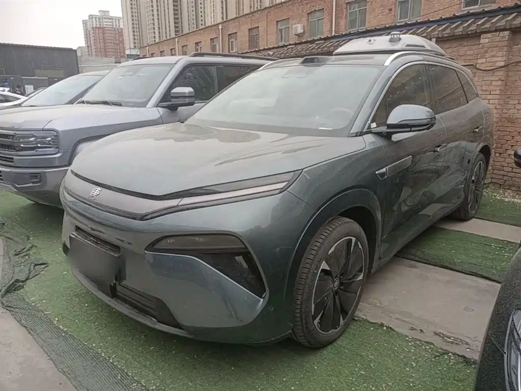 BYD Tang L — фото 2