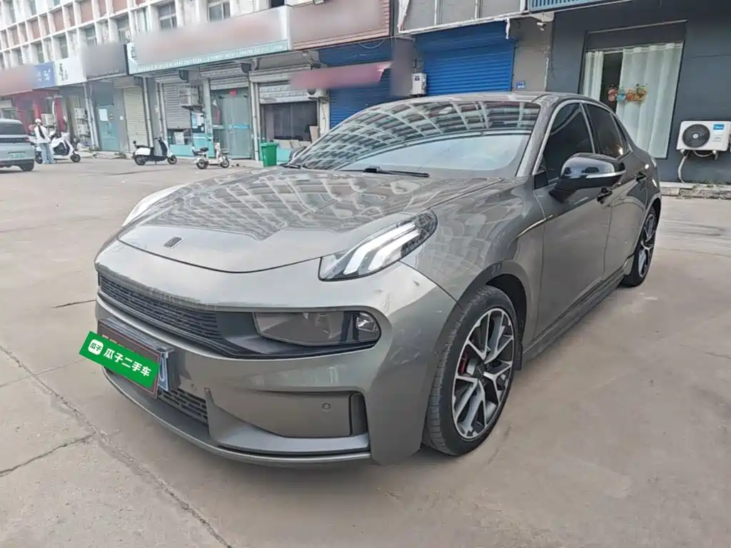 Lynk & Co 03 — фото 2