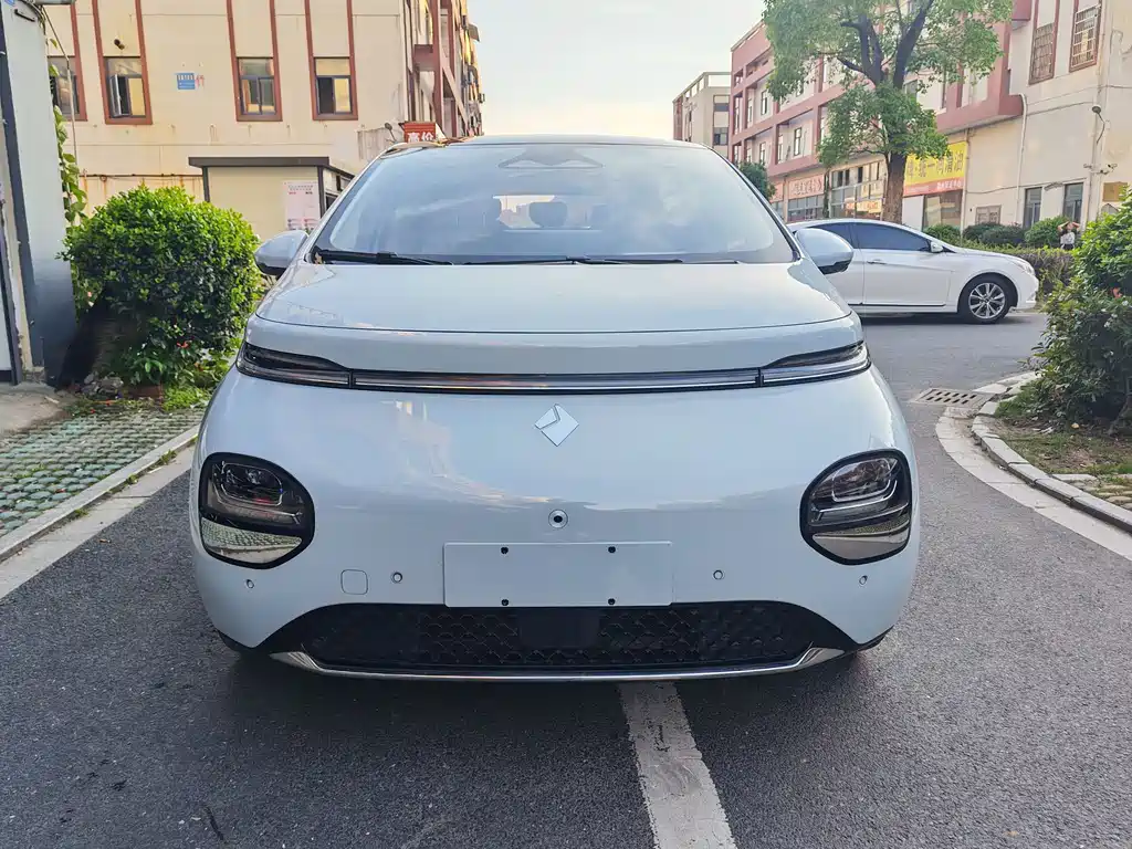 Baojun Yunduo — фото 3