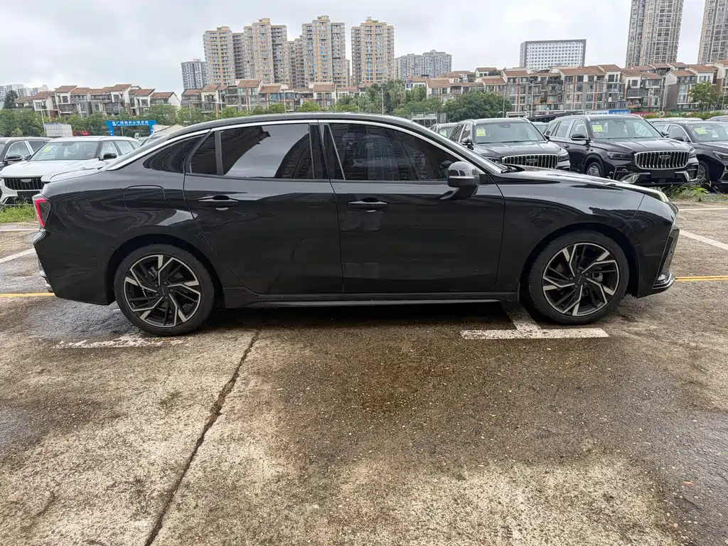 Lynk & Co 03 — фото 4
