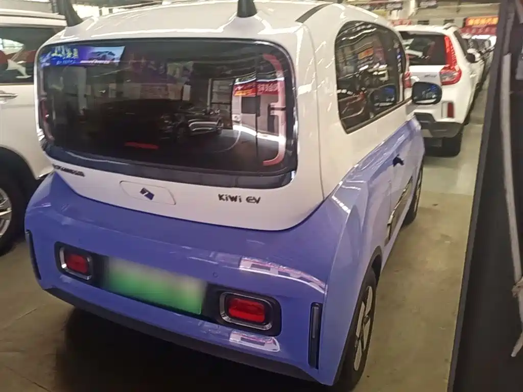 Baojun KiWi EV — фото 7