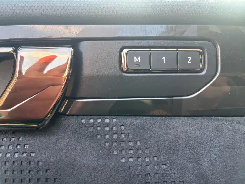 Lynk & Co 03 — фото 21