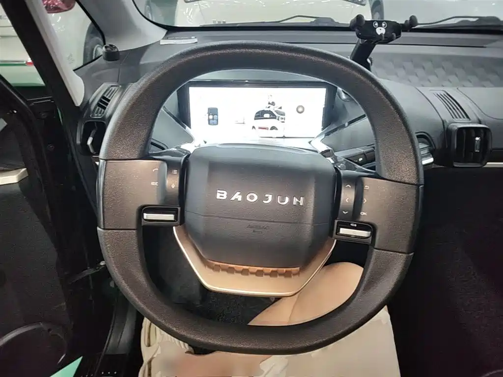 Baojun KiWi EV — фото 11