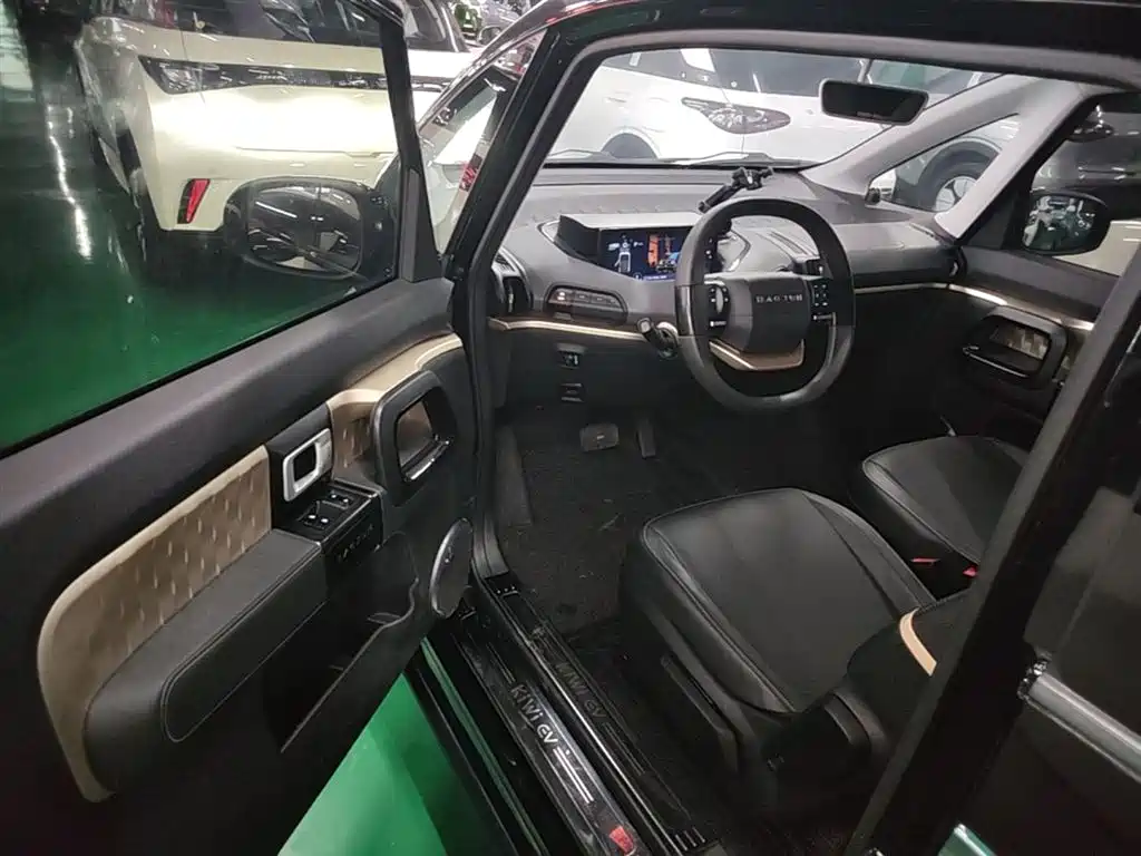 Baojun KiWi EV — фото 16